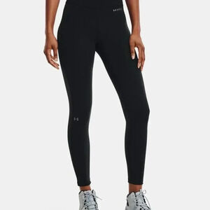 2/$30 Under Armour Size Small Compression Ankle Leggings